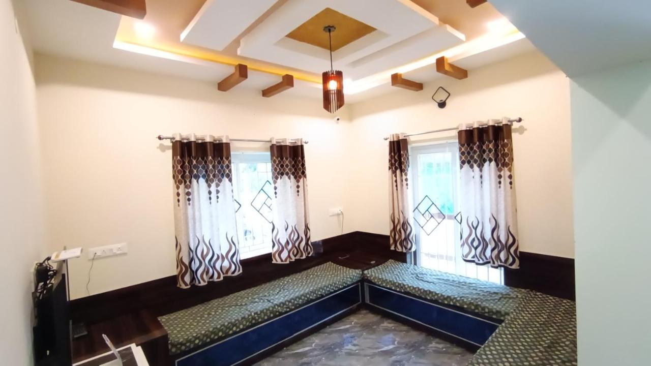 Bed and Breakfast Rose Garden Enclave For Families & Executives Ooty Esterno foto