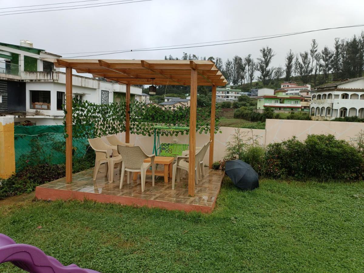 Bed and Breakfast Rose Garden Enclave For Families & Executives Ooty Esterno foto