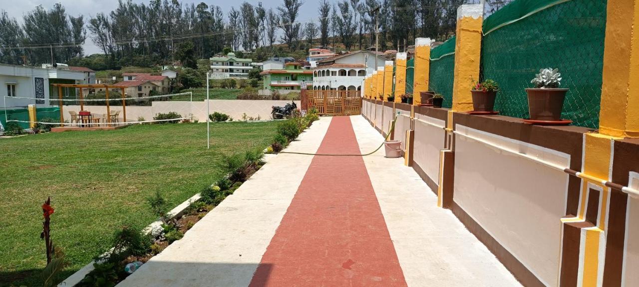 Bed and Breakfast Rose Garden Enclave For Families & Executives Ooty Esterno foto