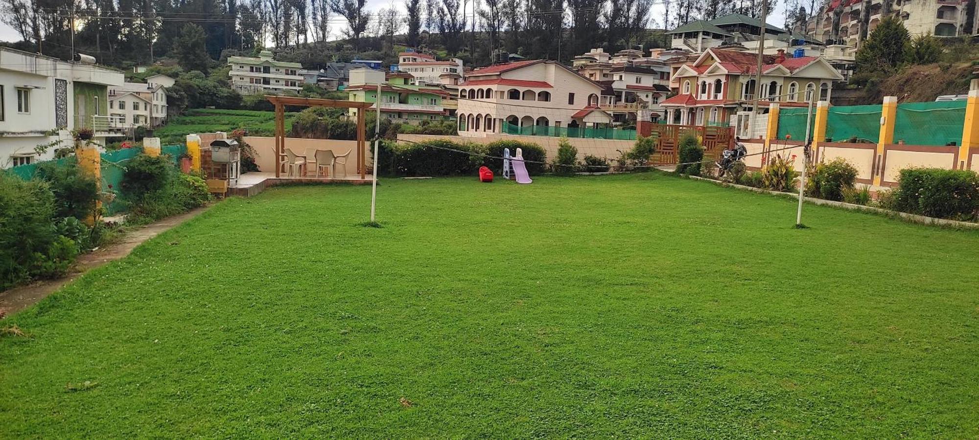 Bed and Breakfast Rose Garden Enclave For Families & Executives Ooty Esterno foto
